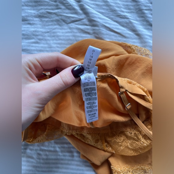 La Perla Soft Leavers Silk Lace Slip - Picture 9 of 11